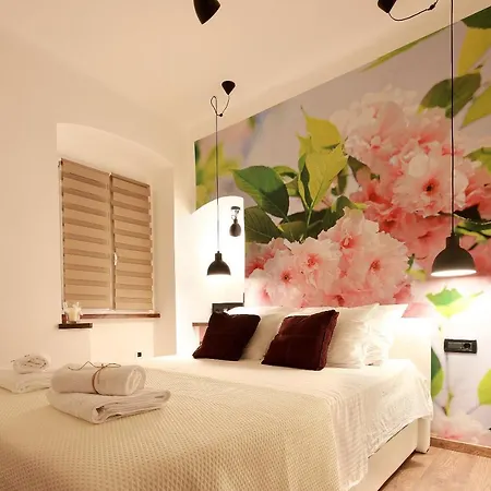 Luxury Sail 1, 2 & 3 Apartament