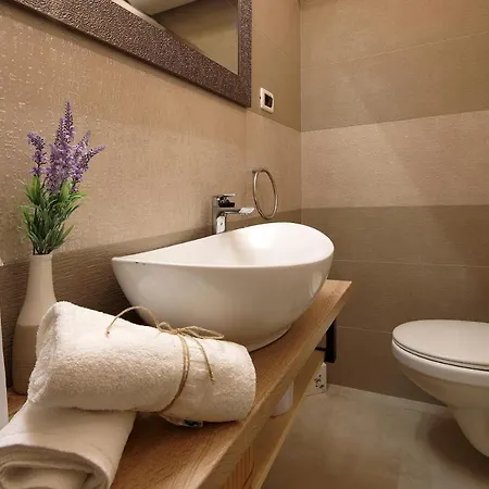 Luxury Sail 1, 2 & 3 Apartman *