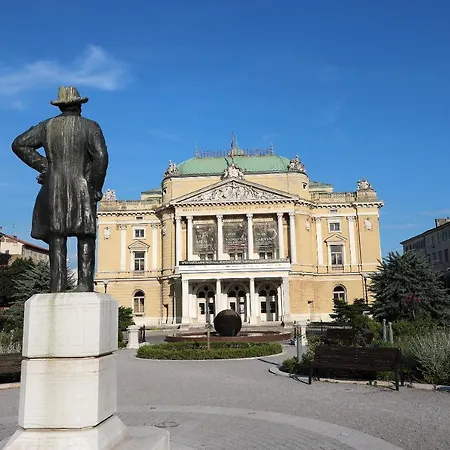 Apartament Luxury Sail 1, 2 & 3 *