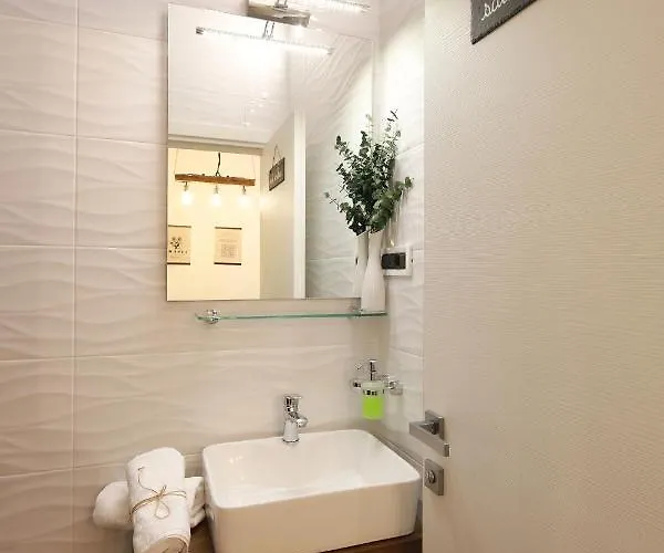 Luxury Sail 1, 2 & 3 Apartment