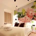 Luxury Sail 1, 2 & 3 Apartament